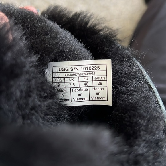 Bailey Bow II UGG boots - Picture 4 of 4